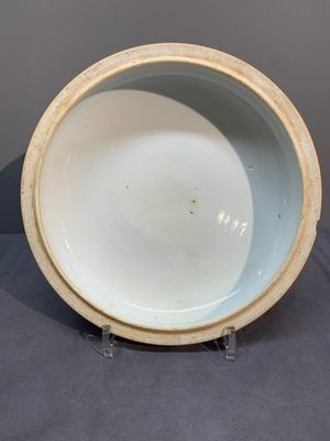 A Chinese blue and white tureen, a teapot and two dishes, Yongzheng/Qianlong — 照片 19