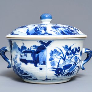 A Chinese blue and white two-handled porringer and cover, Kangxi — 照片 2