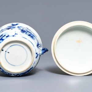 A Chinese blue and white two-handled porringer and cover, Kangxi — 照片 7