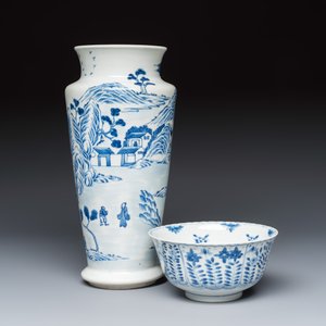 A Chinese blue and white vase and a bowl — photo 1