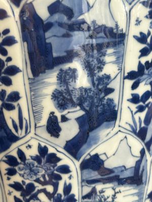 A Chinese blue and white vase and cover with landscapes and flowers, Kangxi — photo 17
