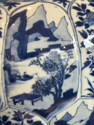 A Chinese blue and white vase and cover with landscapes and flowers, Kangxi — photo 19