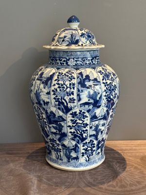 A Chinese blue and white vase and cover with landscapes and flowers, Kangxi — photo 3