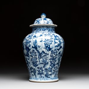 A Chinese blue and white vase and cover with landscapes and flowers, Kangxi — photo 3