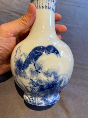 A Chinese blue and white vase in the style of Wang Bu, Yongzheng mark, 20th C. — 照片 11