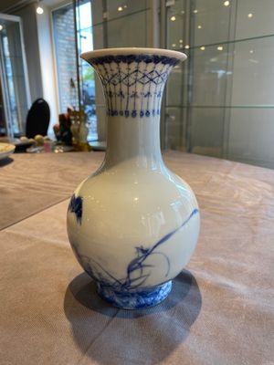 A Chinese blue and white vase in the style of Wang Bu, Yongzheng mark, 20th C. — 照片 8