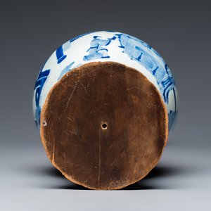 A Chinese blue and white vase mounted as lamp — foto 9