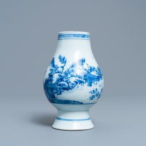 A Chinese blue and white vase with a landscape with figures, Yongzheng mark and of the period — photo 2