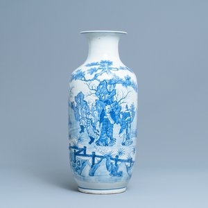 A Chinese blue and white vase with a narrative scene, Kangxi mark, 19th C. — 照片 1