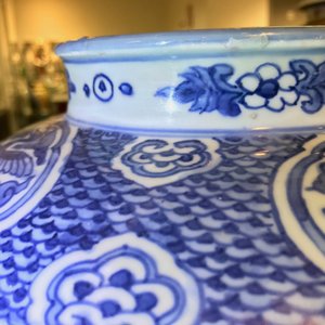 A Chinese blue and white vase with Buddhist lions and peonies, Ming, Wanli — photo 20