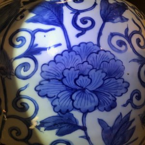 A Chinese blue and white vase with Buddhist lions and peonies, Ming, Wanli — photo 24