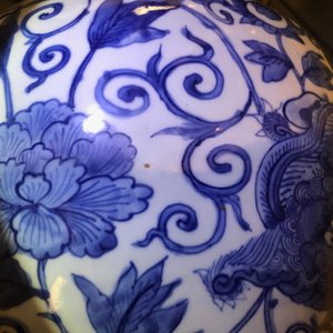 A Chinese blue and white vase with Buddhist lions and peonies, Ming, Wanli — photo 25