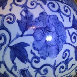 A Chinese blue and white vase with Buddhist lions and peonies, Ming, Wanli — photo 30
