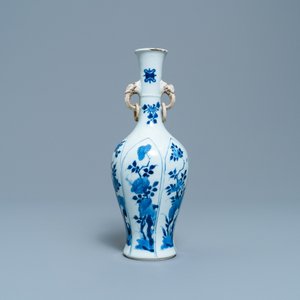 A Chinese blue and white vase with elephant-head handles, Chenghua mark, Kangxi — photo 3
