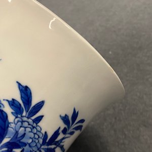 A Chinese blue and white vase with female musicians and dancers, Kangxi — 照片 11
