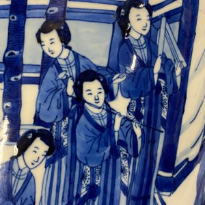 A Chinese blue and white vase with female musicians and dancers, Kangxi — 照片 16