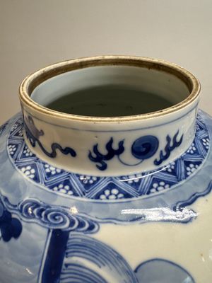 A Chinese blue and white vase with narrative design, 19th C. — foto 13