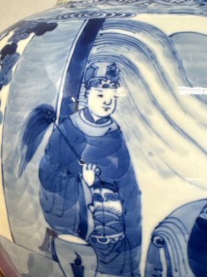 A Chinese blue and white vase with narrative design, 19th C. — foto 3