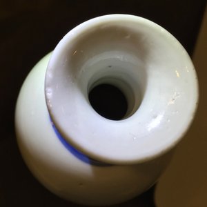 A Chinese blue and white vase with playing boys, Kangxi — photo 7