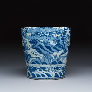 A Chinese blue and white vessel with geese in a landscape — photo 5