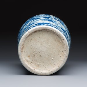 A Chinese blue and white vessel with geese in a landscape — photo 7