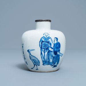 A Chinese blue and white Vietnamese market 'Bleu de Hue' vase, 19th C. — photo 2