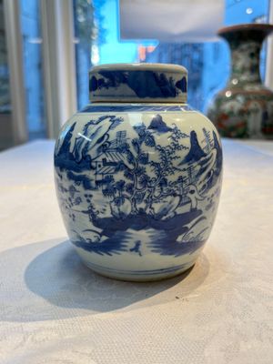 A Chinese blue and white Wang-Bu-style go stones or Yunzi 雲子 box, a four-tier stacking box and a covered jar, 19th C. — photo 10