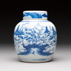 A Chinese blue and white Wang-Bu-style go stones or Yunzi 雲子 box, a four-tier stacking box and a covered jar, 19th C. — photo 3
