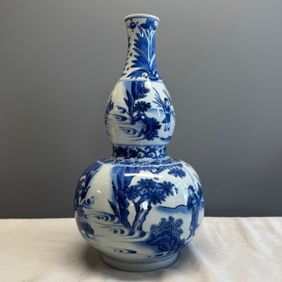 A Chinese blue and white 'Wen Wang Fang Xian 文王訪賢' double-gourd vase — foto 2