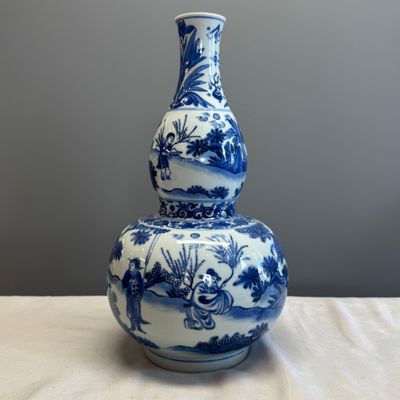 A Chinese blue and white 'Wen Wang Fang Xian 文王訪賢' double-gourd vase — foto 3
