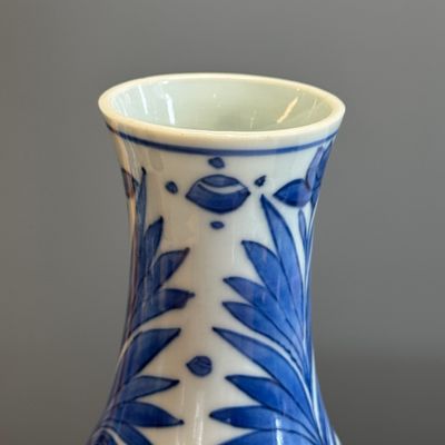 A Chinese blue and white 'Wen Wang Fang Xian 文王訪賢' double-gourd vase — foto 8