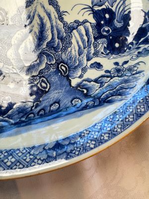 A Chinese blue and white 'Willow and Lotus' dish, Qianlong — 照片 9