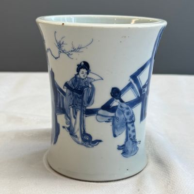 A Chinese blue and white 'Xi Xiang Ji' brushpot (Bitong) — foto 1