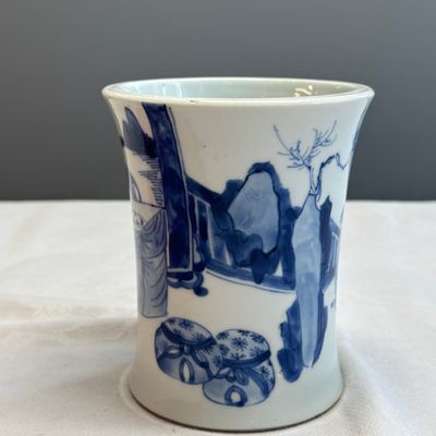 A Chinese blue and white 'Xi Xiang Ji' brushpot (Bitong) — foto 5