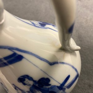A Chinese blue and white 'Xi Xiang Ji' ewer and cover, Xuande mark, Kangxi — photo 21