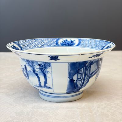 A Chinese blue and white 'Xi Xiang Ji' 'Klapmuts' bowl — foto 4