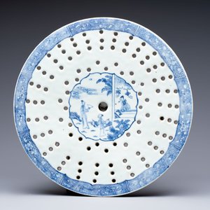 A Chinese blue and white 'Xi Xiang Ji' strainer and dish, Qianlong — 照片 4
