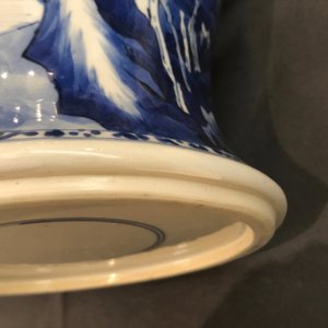 A Chinese blue and white yenyen 'river landscape' vase, Kangxi — photo 21