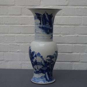 A Chinese blue and white yenyen 'river landscape' vase, Kangxi — photo 10