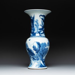 A Chinese blue and white 'yenyen' vase with figures in a landscape, 19/20th C. — photo 1