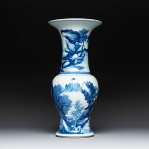A Chinese blue and white 'yenyen' vase with figures in a landscape, 19/20th C. — photo 2
