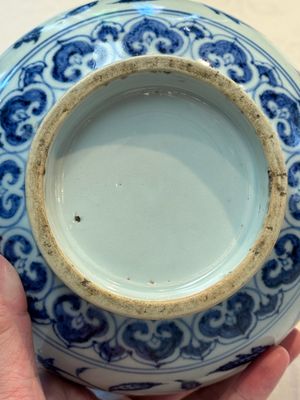 A Chinese blue and white 'yuhuchunping' vase with floral design, Ming — photo 15