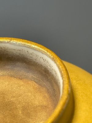 A Chinese blue enamel on gilt ‘Shou’ cup, 19th C. — foto 5
