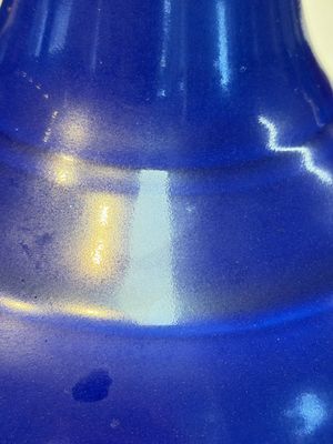 A Chinese blue-glazed bottle vase, 19th C. — photo 4