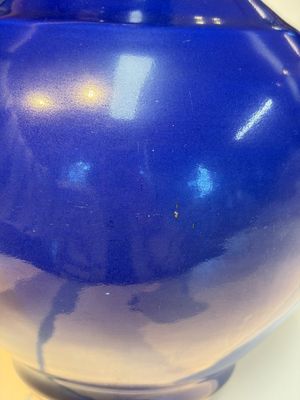 A Chinese blue-glazed bottle vase, 19th C. — photo 5