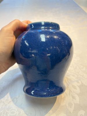 A Chinese blue-glazed jar and a flambé-glazed vase, 19/20th C. — foto 2