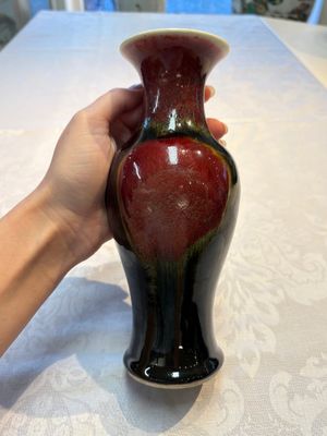 A Chinese blue-glazed jar and a flambé-glazed vase, 19/20th C. — foto 9