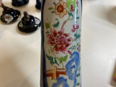 A Chinese blue-ground famille rose garniture of five vases with floral design, Qianlong — 照片 9