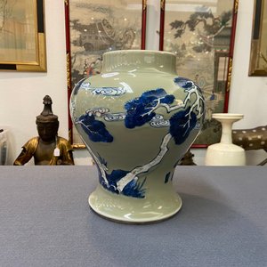 A Chinese blue, white and copper-red celadon-ground 'birds and deer' vase, Kangxi — photo 10