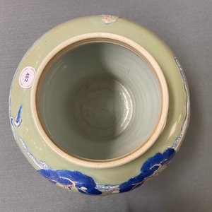 A Chinese blue, white and copper-red celadon-ground vase, Kangxi — 照片 11